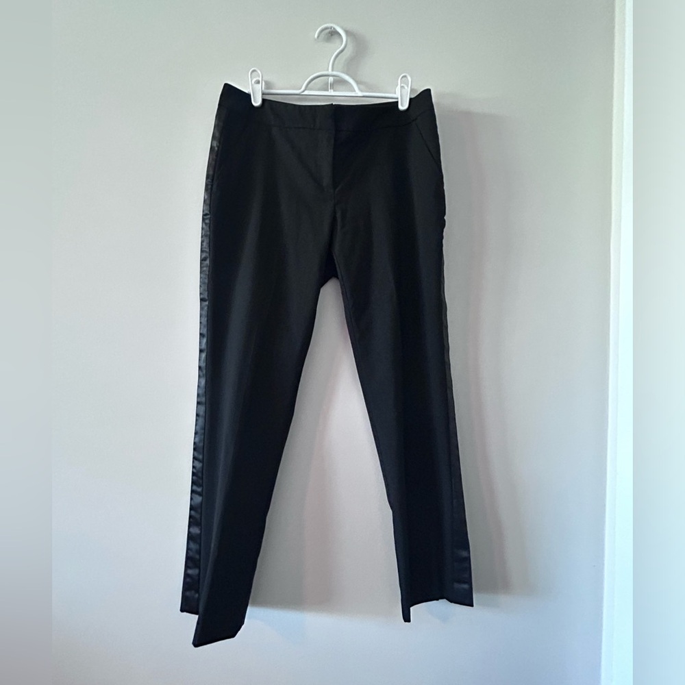 NEW YORK & COMPANY • Black Chino Straight Leg Dress Pants • sz 4 ( Stretch) •